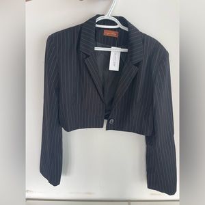 NWT Cropped Blazer